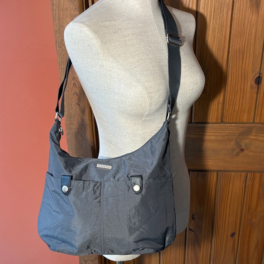 Baggallini Pewter Gray Crossbody / Shoulder Bag